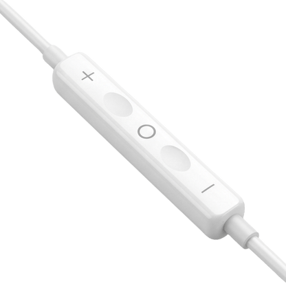 Wired Earphones with Noise-Isolating Mic 022207